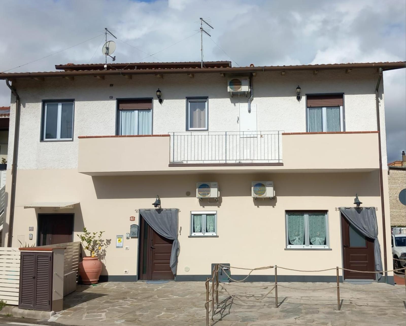 Casa Luce Apartment Marina di Massa Exterior foto